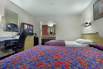 Q Lodging Extended Stay San Antonio Buitenkant foto