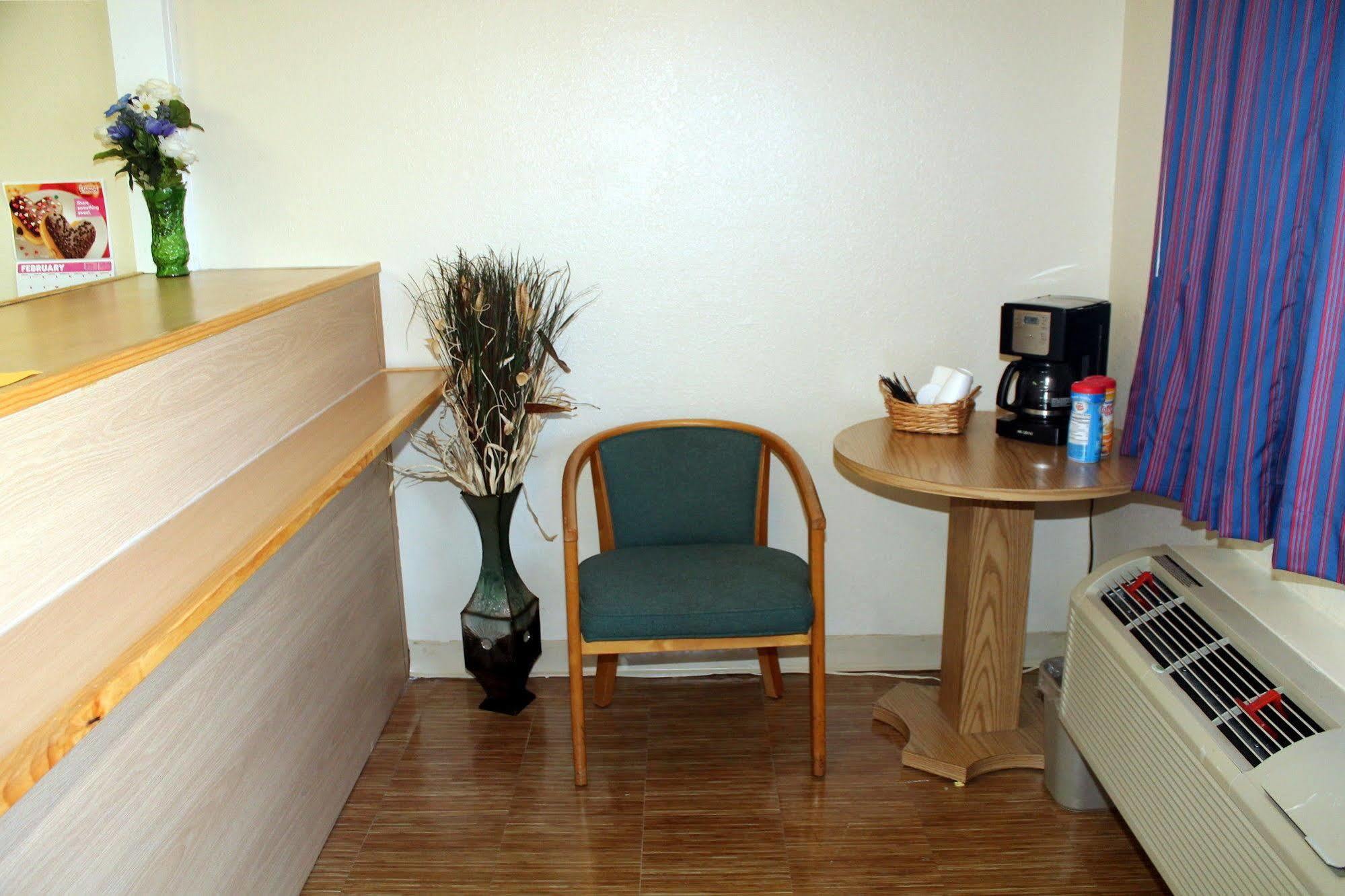 Q Lodging Extended Stay San Antonio Buitenkant foto