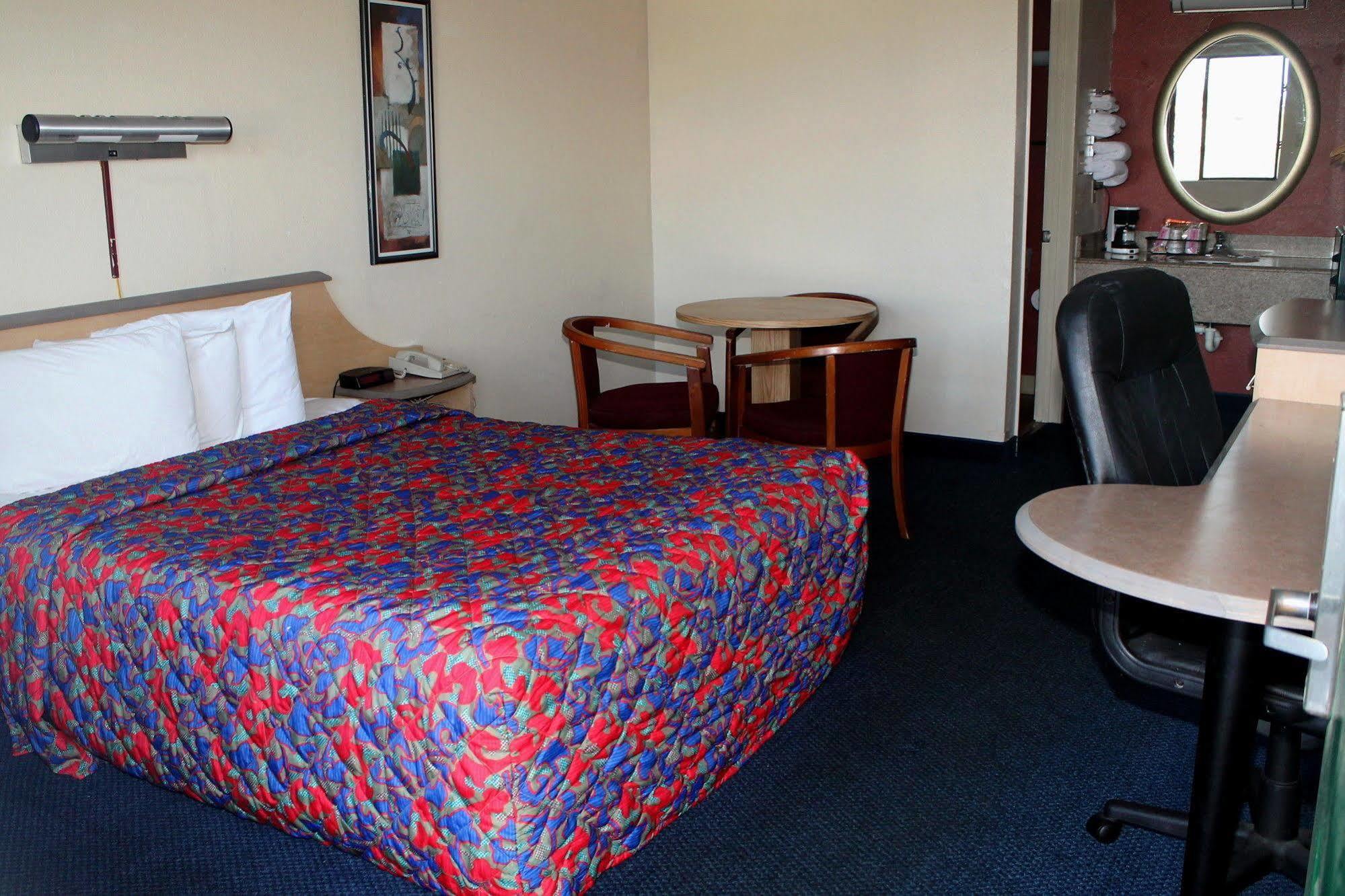 Q Lodging Extended Stay San Antonio Buitenkant foto